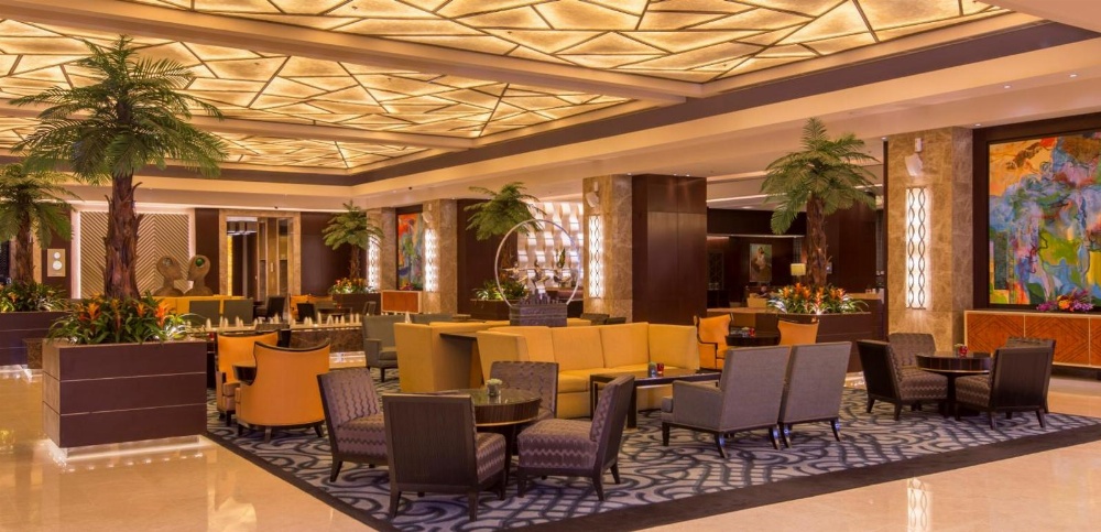 Crimson Hotel Filinvest City, Manila